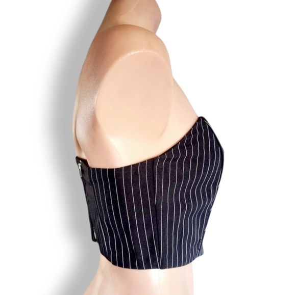 Black, pinstripe, zip-up corset crop top / boob tube / strapless top - Picture 5 of 7